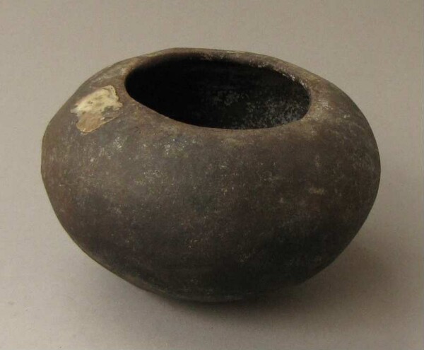 Clay vessel