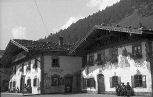 Wallgau: schöne Bauernhäuser