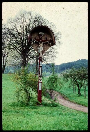 Wegkreuz bei Oberbiederbach