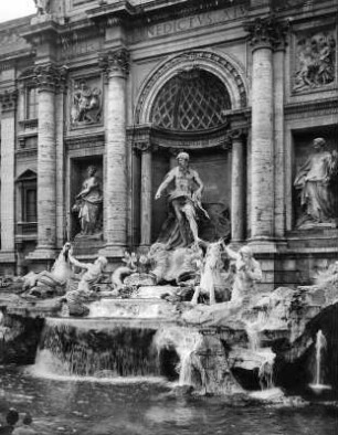 Fontana di Trevi : Fontana di Trevi (1732-1762; N. Salvi, G. Pannini). Rom, Piazza di Trevi (vor dem Palazzo Poli)