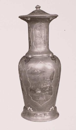 Rheinsberger Fayence Deckelvase