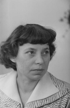 Künstlerin Elisabeth Holz-Averdung : Porträt von Elisabeth Holz-Averdung