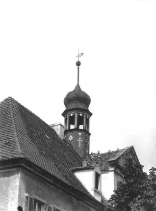 Bobersen. Gutshaus (Ende 17. Jahrhundert). Dach mit Dachreiter (Teilansicht)