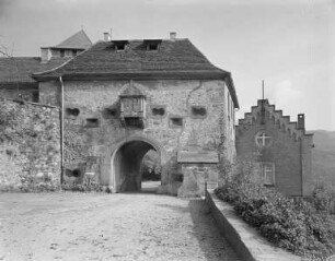 Ebersteinschloss — Torbau