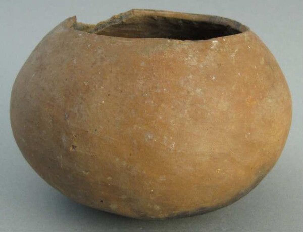 Clay vessel