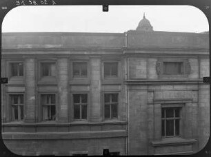 Dresden-Altstadt, Augustusstraße 2. Ständehaus (1901-1906; P. Wallot). Ostseite (Teilansicht) von der Brühlschen Gasse