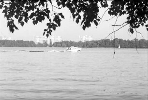 Berlin; Tegel: Villa Borsig; Tegeler See; Richtung Tegel