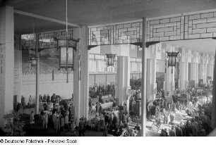 Blick in einen Teil der chinesischen Ausstellungshalle