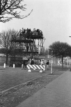 Aussichtsplattform an der Bernauer Straße/Schwedter Straße