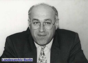 Jüdisches Gemeindehaus; Pressekonferenz des neugewählten Vorstands der Jüdischen Gemeinde zu Berlin; Fasanenstraße 79 - 80 (Charlottenburg)