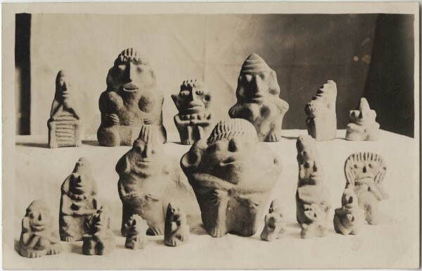 Stone figures from Jalisco (Mexico)