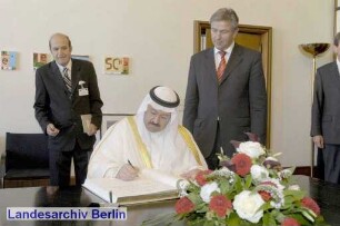 Berlin-Besuch von Scheich Ghasi Maschal Adschil Al-Yawar (Präsident des Irak); Amtszimmer, Berliner Rathaus (Mitte)