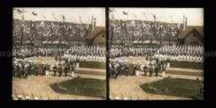 Menschenmenge und Kaiser Wilhelm I. bei der Schlußsteinlegung, Holtenau bei Kiel