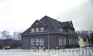 Grabauer Straße 18 [heute Olivet-Allee 18]: vorne Lorentzenstraße