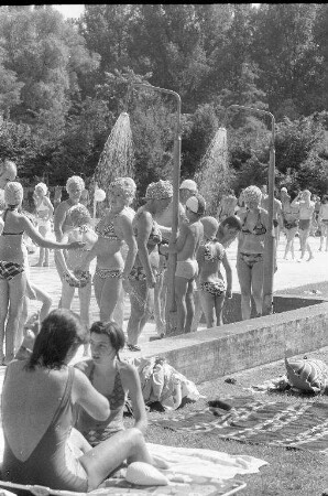 Badebetrieb im Rheinstrandbad Rappenwört