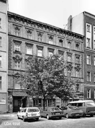 Mietshaus & Gewerbebau; Berlin, Mitte