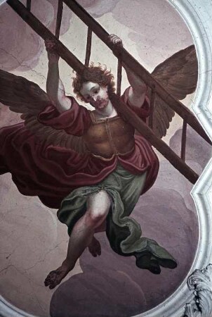 Innendekoration der Schlosskapelle — Deckendekoration der Schlosskapelle — Engel und Putti mit den Arma Christi unterhalb der Emporen — Engel mit Leiter