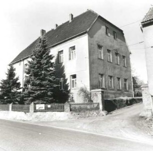 Colditz-Hohnbach, Geithainer Straße 42. Wohnhaus (19. Jh.). Straßenansicht