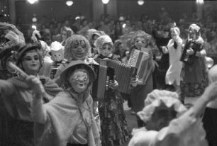 Ball der Schlampen vom Handharmonika-Orchester Daxlanden 1934 im "Kühlen Krug"