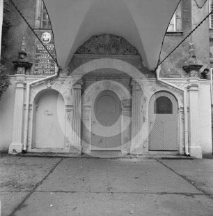 Hauptportal Schloss Halbau
