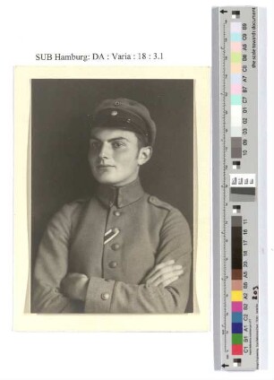 [Heinz-Lux Auerbach-Dehmel in Uniform]