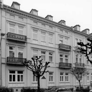 Wohnhaus; Bad Homburg, Ferdinandstraße 4