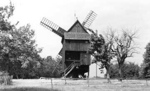 Neschwitz-Saritsch. Bockmühle, Baujahr 1733 (1953 restauriert, 1977 nach Luga umgesetzt)
