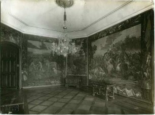 Das Türkenzimmer im Karlsruher Schloss mit Gobelins