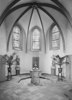 Katholische Pfarrkirche Sankt Laurentius — Taufkapelle