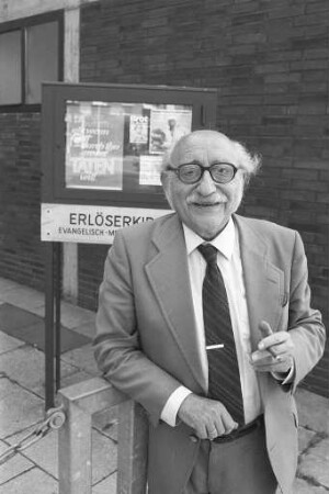 Vortrag des Schriftstellers Schalom Ben-Chorin in der Erlöserkirche Karlsruhe auf Einladung der evangelisch-methodistischen Kirche