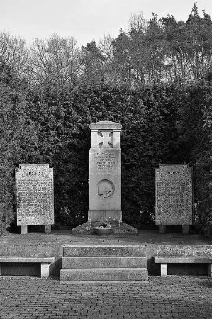 Gefallenendenkmal (Gefallenendenkmal); Schlitz, Am Baumgarten 2