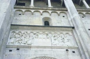 Reliefzyklus mit Szenen aus der Genesis — 4. Reliefplatte: Ermordung Kains und Arche Noah