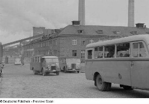 Abfahrt der Busse