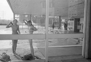 Eröffnung der Badesaison im Rheinhafenbad