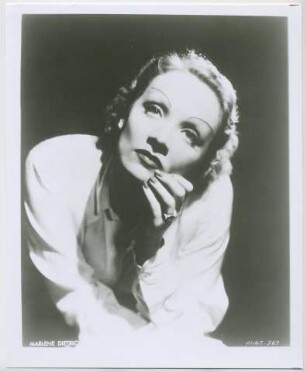 Marlene Dietrich (Beverly Hills, 1936) (Archivtitel)