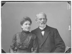 Herr Arno Schau und Frau