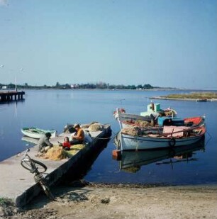 Keramoti. Fischerboot im Nestos-Delta