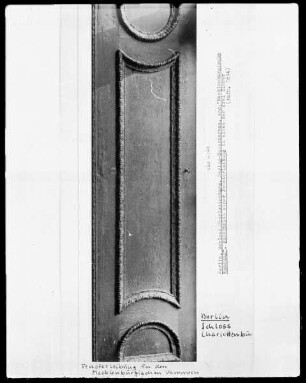 Ornamentierte Fensterlaibung