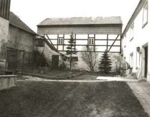 Pfaffroda-Dittmannsdorf, Am Kunstgraben 4. Dreiseithof