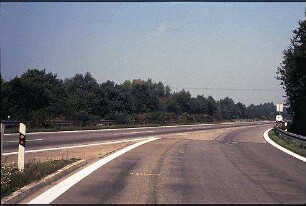 Einfahrt Ost zu Hauptfahrbahn Ost (Basel Richtung Karlsruhe)
