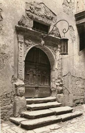 Rothenburg ob der Tauber, Rathaus : Rothenburg ob der Tauber, Marktplatz. Rathaus (Bezeichnung 1570). Portal (Hofseite)