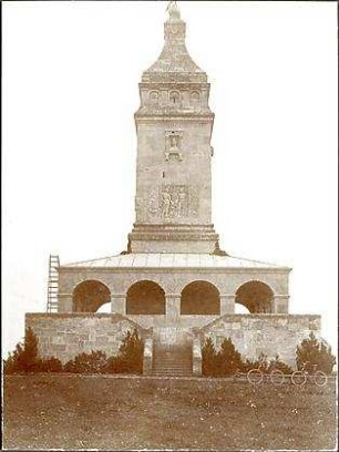 Fischer, Theodor; Berg am Starnberger See - Rottmannshöhe (Bayern); Bismarckturm - Fassadenansicht