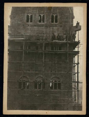 Sankt Antonius Basilika, Rheine: Detailansicht, Bauarbeiten am großen Turm