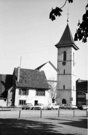 Lörrach, Tüllingen: Stadtkirche und altes Burghaus