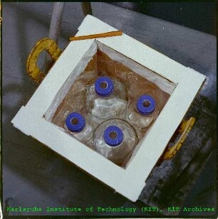 Offener Transportbehälter für Medium Active Waste (MAW) der Abteilung Radioaktive Abfälle (ABRA)