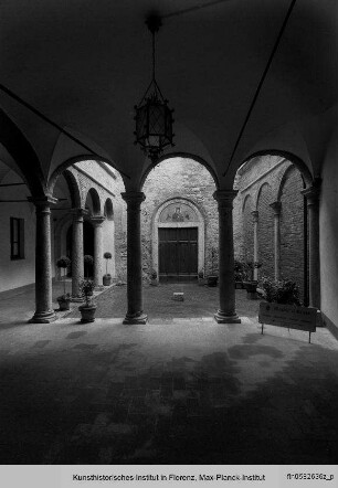 Collegio Vescovile & Seminario Vescovile & Palazzo di Giustizia, Cortile, Montepulciano