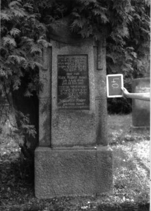 Grabstein 40