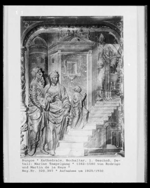 Hauptaltar mit Szenen aus dem Marienleben — Erstes Geschoss — Darbringung Marias im Tempel