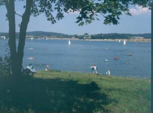 Talsperre Pöhl. Blick zum gegenüberliegenden Badestrand