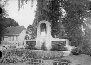 Brunnendenkmal für Landrat von Stubenrauch